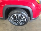 Used 2024 Jeep Compass Limited image 2