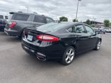 Used 2015 Ford Fusion SE image 3