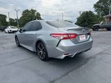 Used 2020 Toyota Camry SE image 2