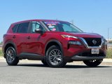 Used 2023 Nissan Rogue S image 2