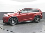 Used 2017 Toyota Highlander SE image 4