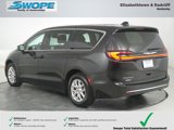Certified 2023 Chrysler Pacifica Touring-L image 5