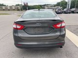 Used 2016 Ford Fusion SE image 4