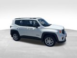 Used 2022 Jeep Renegade Latitude w/ Convenience Group image 2