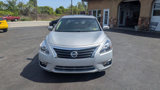 Used 2014 Nissan Altima 2.5 SV w/ Convenience Package image 3