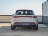 Certified 2022 Porsche Macan image 6