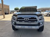 Used 2016 Toyota Tacoma Limited image 2