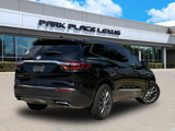 Used 2020 Buick Enclave Essence image 2