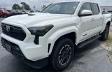 Used 2024 Toyota Tacoma TRD Sport image 4