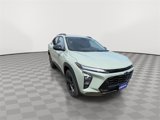 New 2025 Chevrolet Trax ACTIV w/ Driver Confidence Package image 2