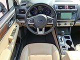 Used 2017 Subaru Outback 2.5i Limited image 2