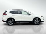 Used 2019 Nissan Rogue SV w/ Premium Package image 3
