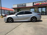 Used 2019 Toyota Camry SE image 2
