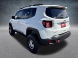 Used 2019 Jeep Renegade Latitude w/ Popular Equipment Group image 5