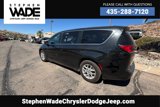Used 2023 Chrysler Pacifica Touring-L image 3