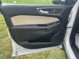 Used 2020 Ford Edge SEL w/ Convenience Package image 6