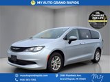 Used 2023 Chrysler Voyager LX image 3