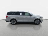 Used 2019 Lincoln Navigator L Reserve image 4