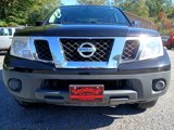Used 2018 Nissan Frontier SV image 3