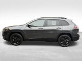 Used 2021 Jeep Cherokee Latitude Plus image 2