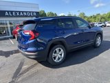 Used 2022 GMC Terrain SLE image 3