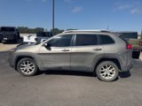 Used 2016 Jeep Cherokee Latitude w/ Comfort/Convenience Group image 5