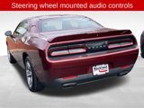Used 2018 Dodge Challenger SXT image 5