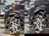 Used 2018 Nissan Rogue SV image 5