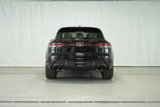 Used 2024 Porsche Macan image 4