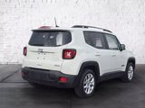 Used 2018 Jeep Renegade Latitude image 3