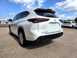 Used 2020 Toyota Highlander LE image 5