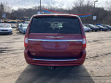 Used 2015 Chrysler Town & Country Touring w/ Driver Convenience Group image 6