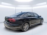 Used 2017 Volkswagen Passat 1.8T R-Line w/ R-Line Lighting Package image 3