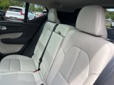 Certified 2022 Volvo XC40 T5 Inscription image 6