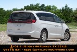 Used 2022 Chrysler Pacifica Touring-L image 3