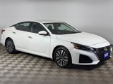 Used 2023 Nissan Altima 2.5 SV image 2