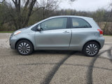 Used 2009 Toyota Yaris 2-Door Hatchback image 3