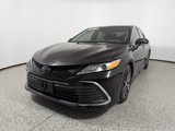 Used 2022 Toyota Camry XLE image 3