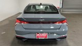Used 2022 Hyundai Elantra SEL image 4