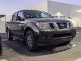 Used 2014 Nissan Frontier SV image 3