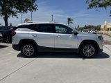 Used 2022 GMC Terrain SLT image 3