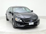 Used 2018 Volvo S60 T5 Inscription image 2