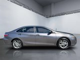 Used 2015 Toyota Camry SE image 3