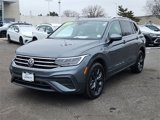 Used 2022 Volkswagen Tiguan SE w/ Panoramic Sunroof Package image 4