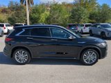 New 2025 INFINITI QX50 Luxe image 3