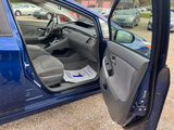 Used 2010 Toyota Prius Three image 2