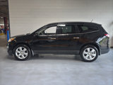 Used 2017 Chevrolet Traverse LT w/ Style and Technology Package image 2