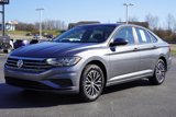 Used 2021 Volkswagen Jetta SE image 3