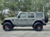 Used 2018 Jeep Wrangler Unlimited Rubicon image 2