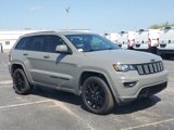 Used 2022 Jeep Grand Cherokee Laredo X image 2